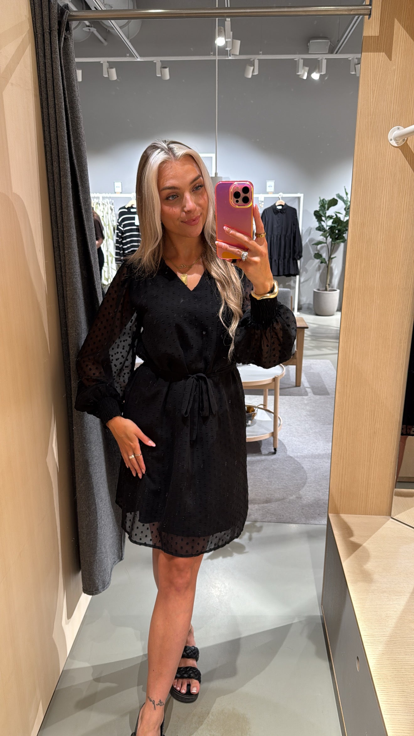 VIEDEE Short Dress - Black